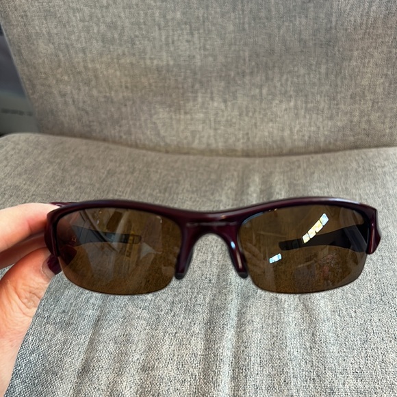 Oakley Flak Jacket Sunglasses with Extra Set of Lenses and Case - Picture 4 of 9